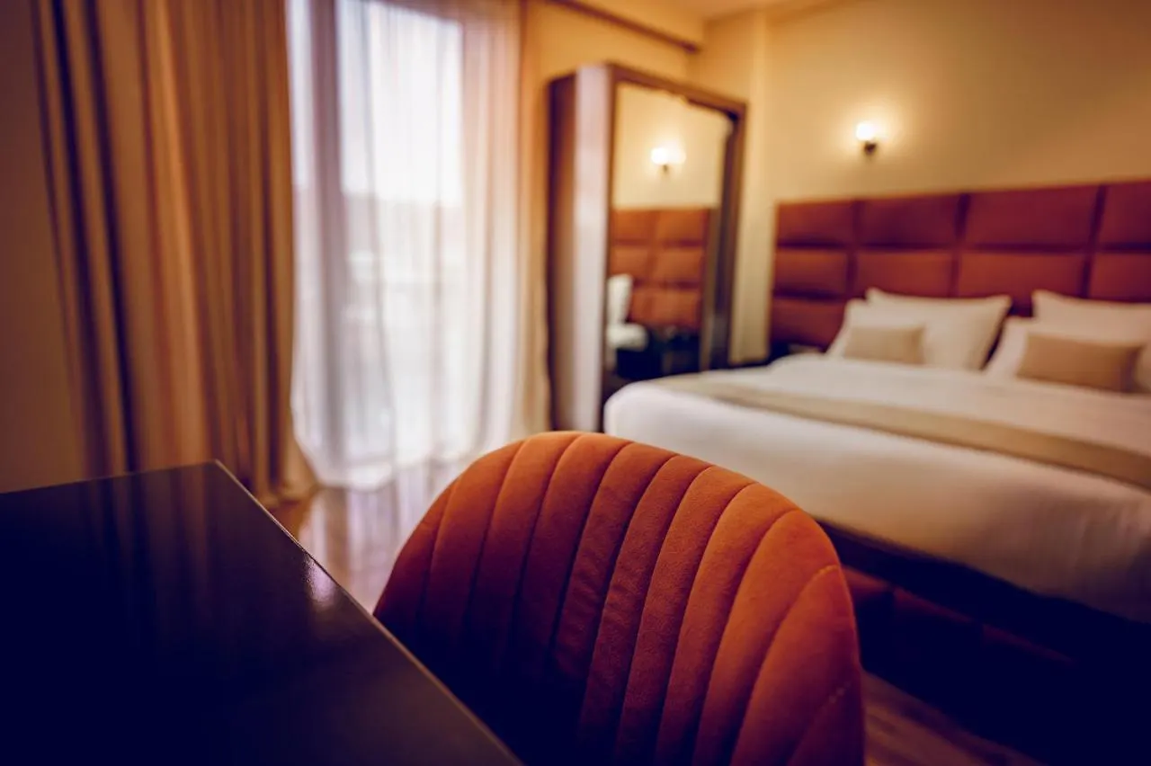 Hotel Residence Plaza Tbilisi 4*,  Georgia