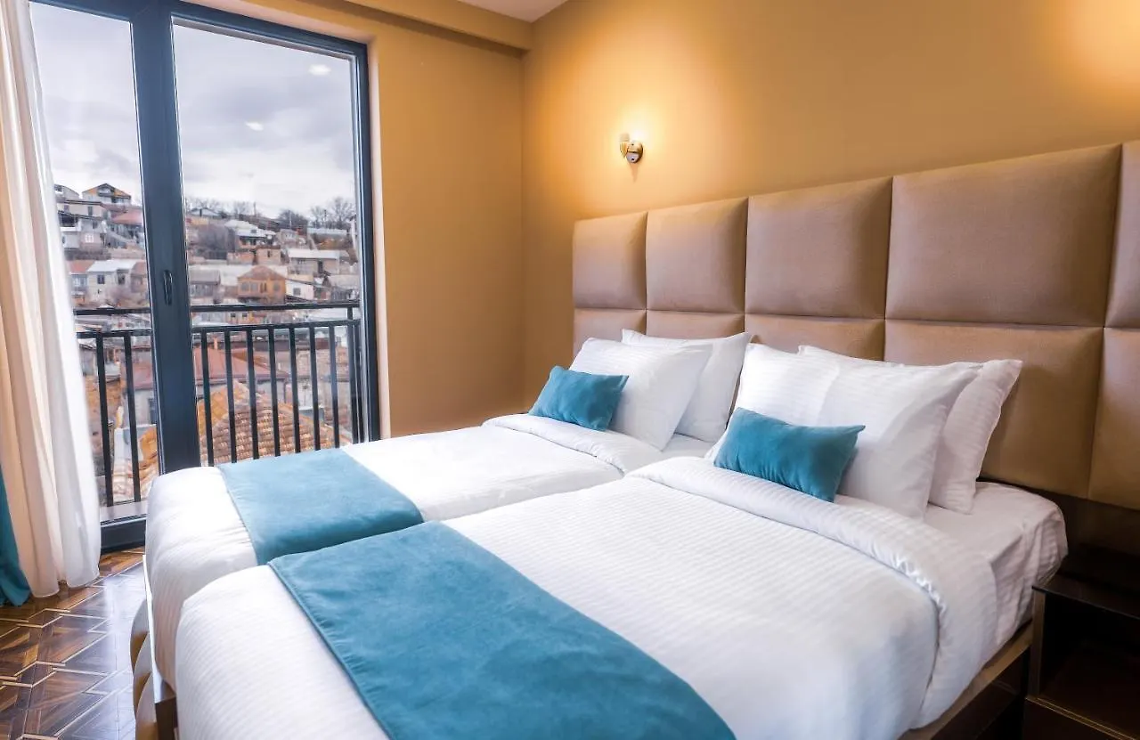 Hotel Residence Plaza Tbilisi 4*,